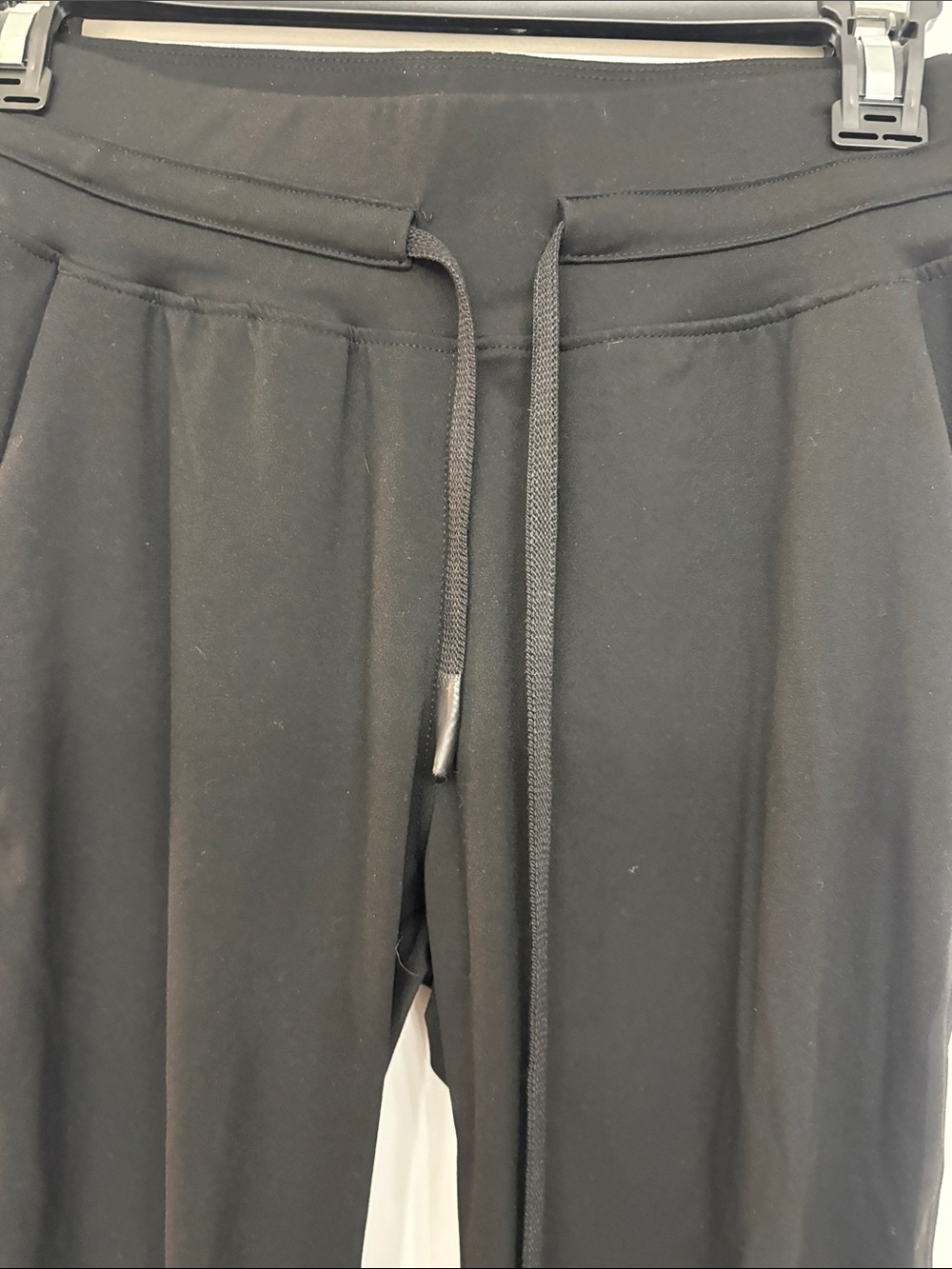 Women’s Lululemon Black Jogger Pants with Drawstring Waist size 4 - Picture 2 of 5